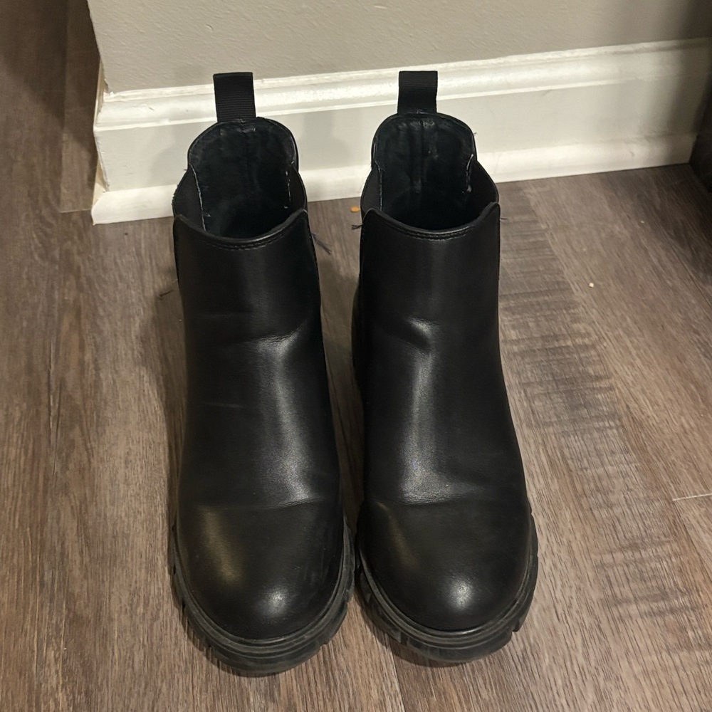 Steve Madden Black Ankle Boots - Picture 4 of 4